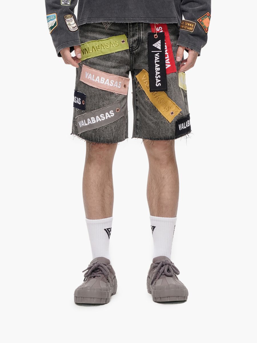 Valabasas Banner shorts, front view, men's streetwear