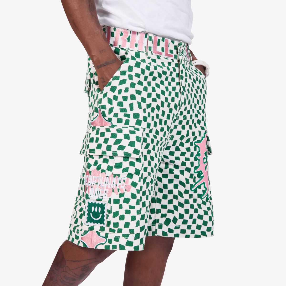 “FLOATING” TWILL SHORTS